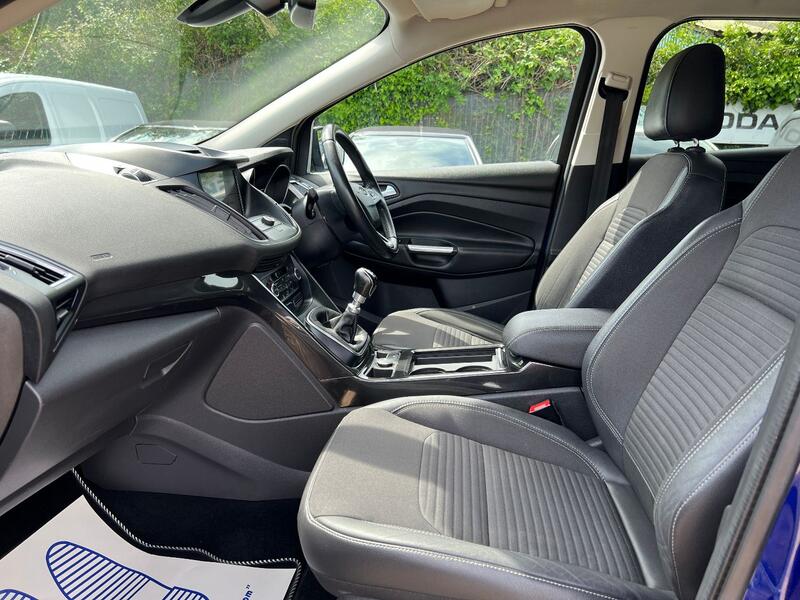 FORD KUGA 2.0 TDCi Titanium 2017
