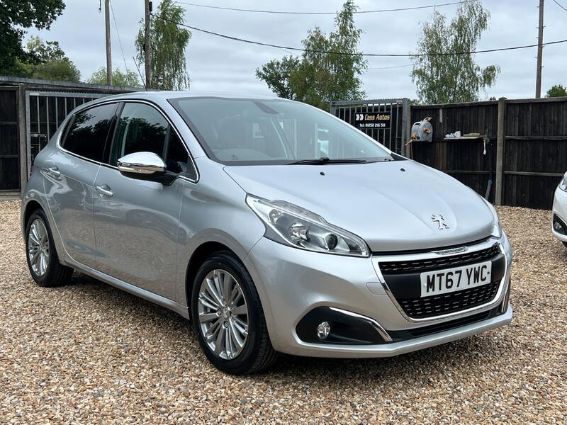 PEUGEOT 208 1.2 PureTech Allure 2017