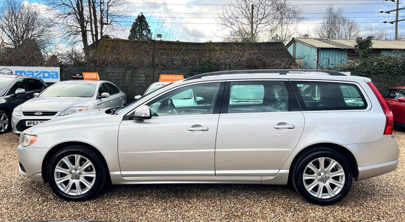 VOLVO V70 2.4 D5 SE Geartronic * ESTATE * 2009