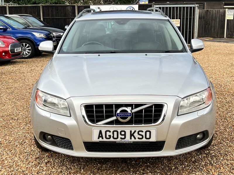 VOLVO V70 2.4 D5 SE Geartronic * ESTATE * 2009