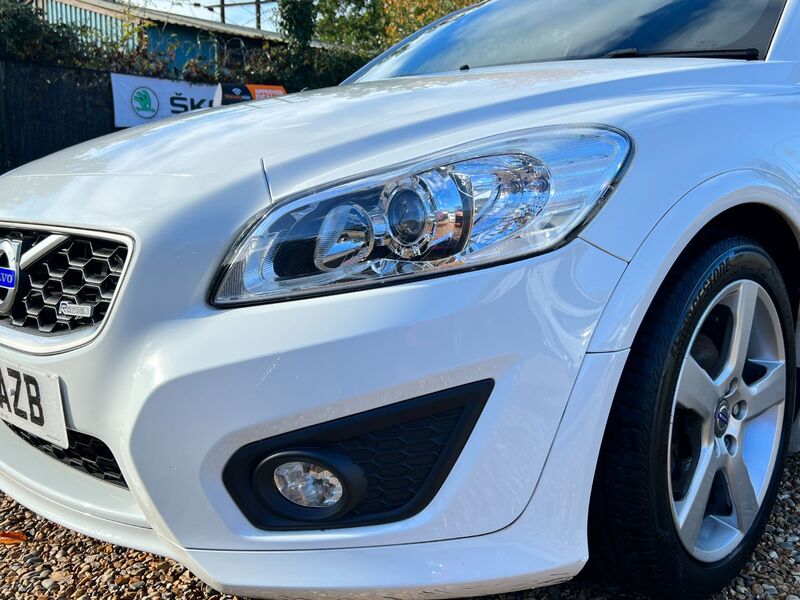 VOLVO C30 2.0 R-Design Coupe  * HIGH SPEC * 2012