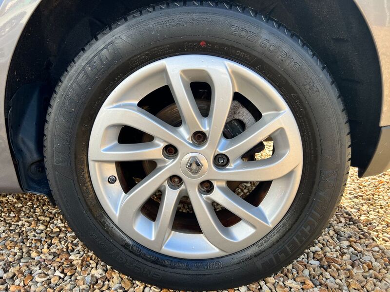 RENAULT SCENIC 1.5 DCI Energy Limited 2015