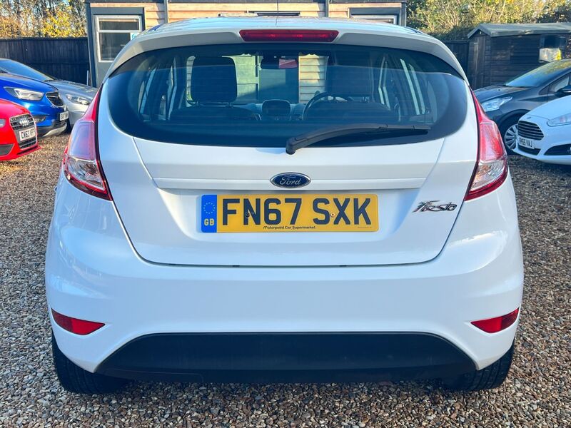 FORD FIESTA 1.2 Zetec * LOW MILES + NAV * 2017