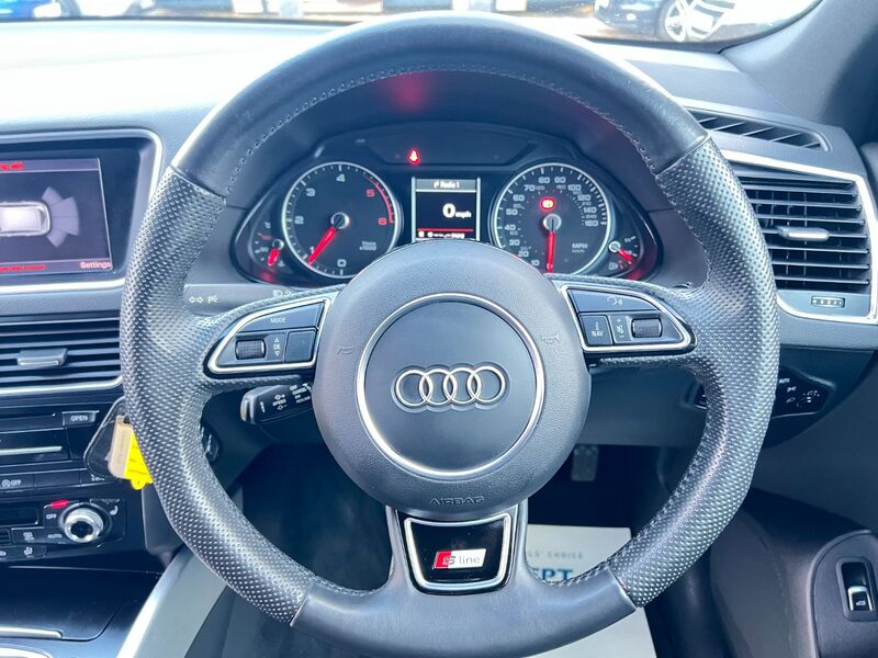 AUDI Q5 2.0 TDI S line Plus quattro 2013