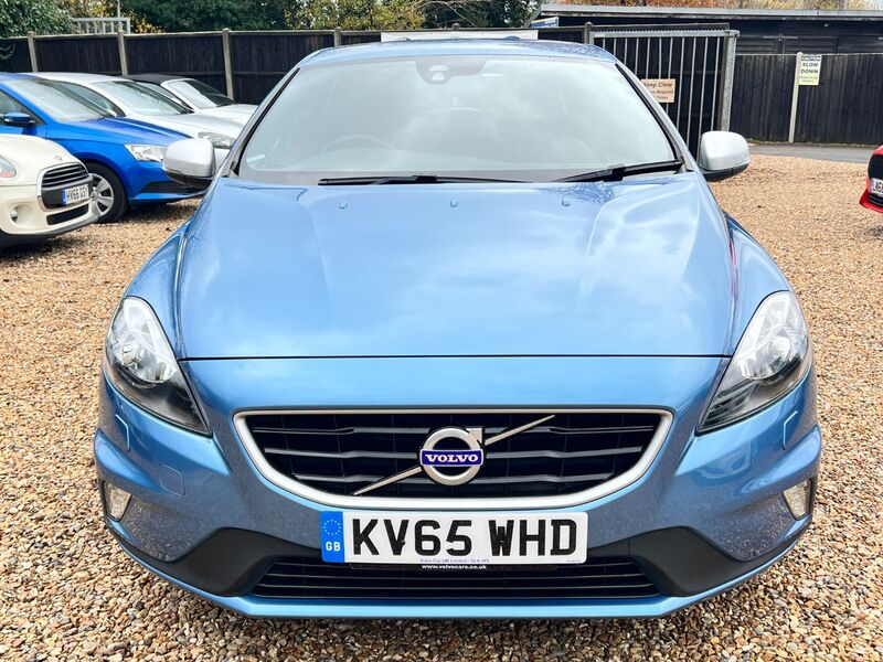 VOLVO V40 2.0 2.0 T3 R-Design Nav 2015