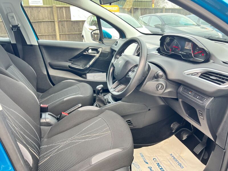 PEUGEOT 208 1.0 VTi Active  * IDEAL FIRST CAR * 2013