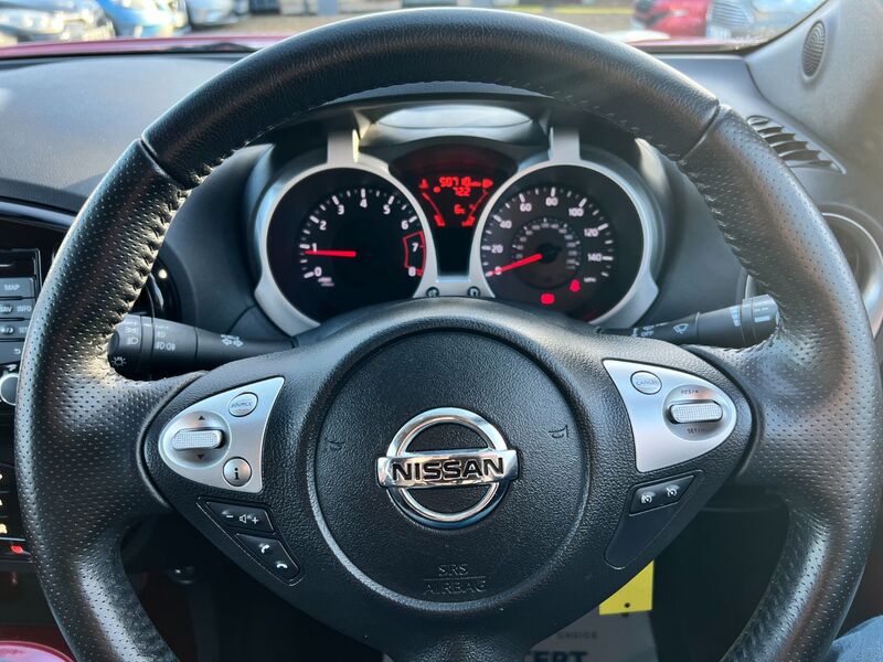 NISSAN JUKE 1.6 Acenta Premium 2013