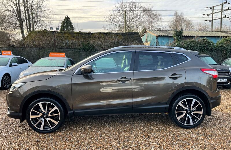 NISSAN QASHQAI 1.6 DIG-T Tekna * NOW SOLD * 2014