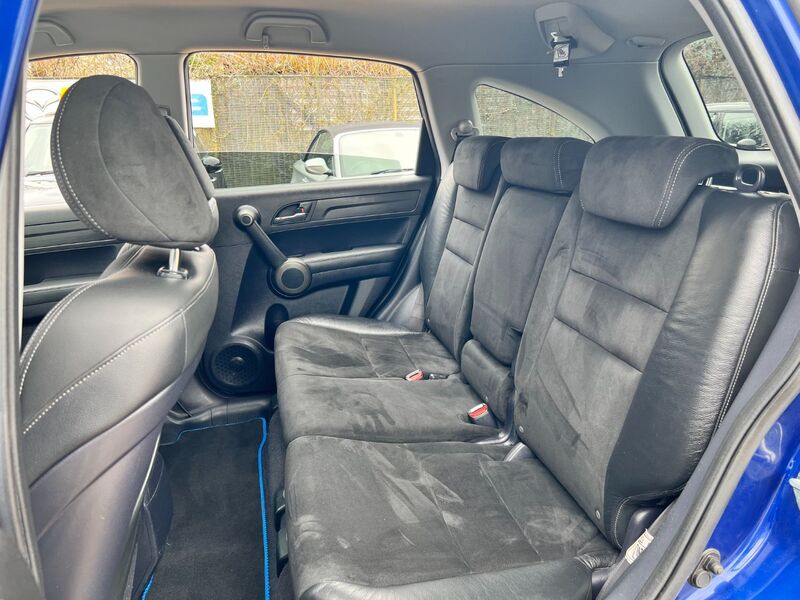 HONDA CR-V 2.2 i-DTEC ES  * NOW SOLD 2011