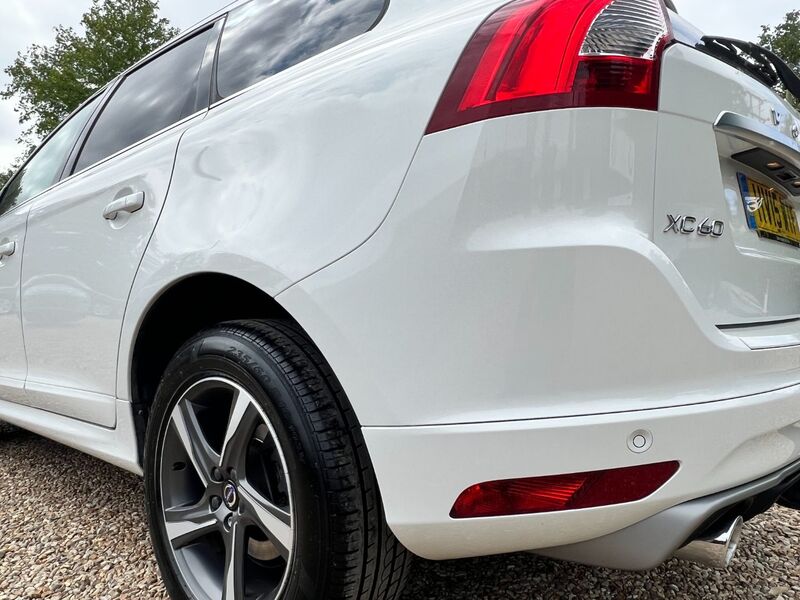 VOLVO XC60 2.0 D4 R-Design Lux  * NOW SOLD * 2015