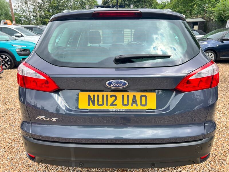 FORD FOCUS 1.6 Zetec  * NOW SOLD * 2012