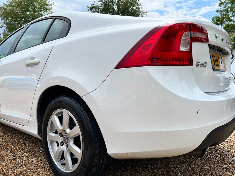 VOLVO S60 1.6 D2 ES Nav 2013