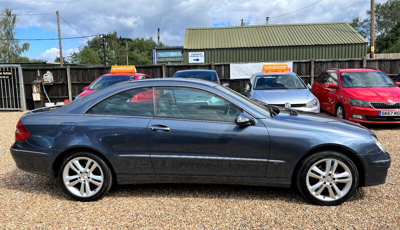 MERCEDES-BENZ CLK 2.1 CDi Avantgarde * AUTOMATIC * 2007