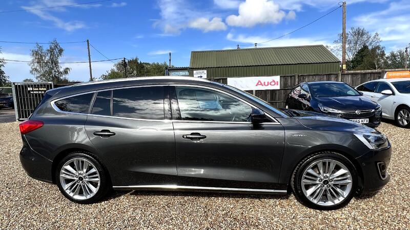 FORD FOCUS 1.5 EcoBlue Vignale  * TOP SPEC ESTATE * 2019