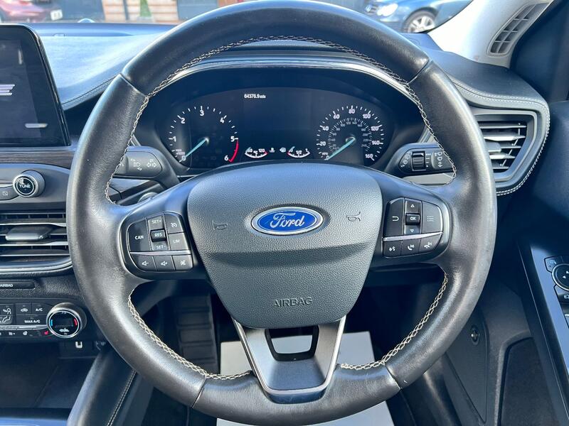 FORD FOCUS 1.5 EcoBlue Vignale  * TOP SPEC ESTATE * 2019